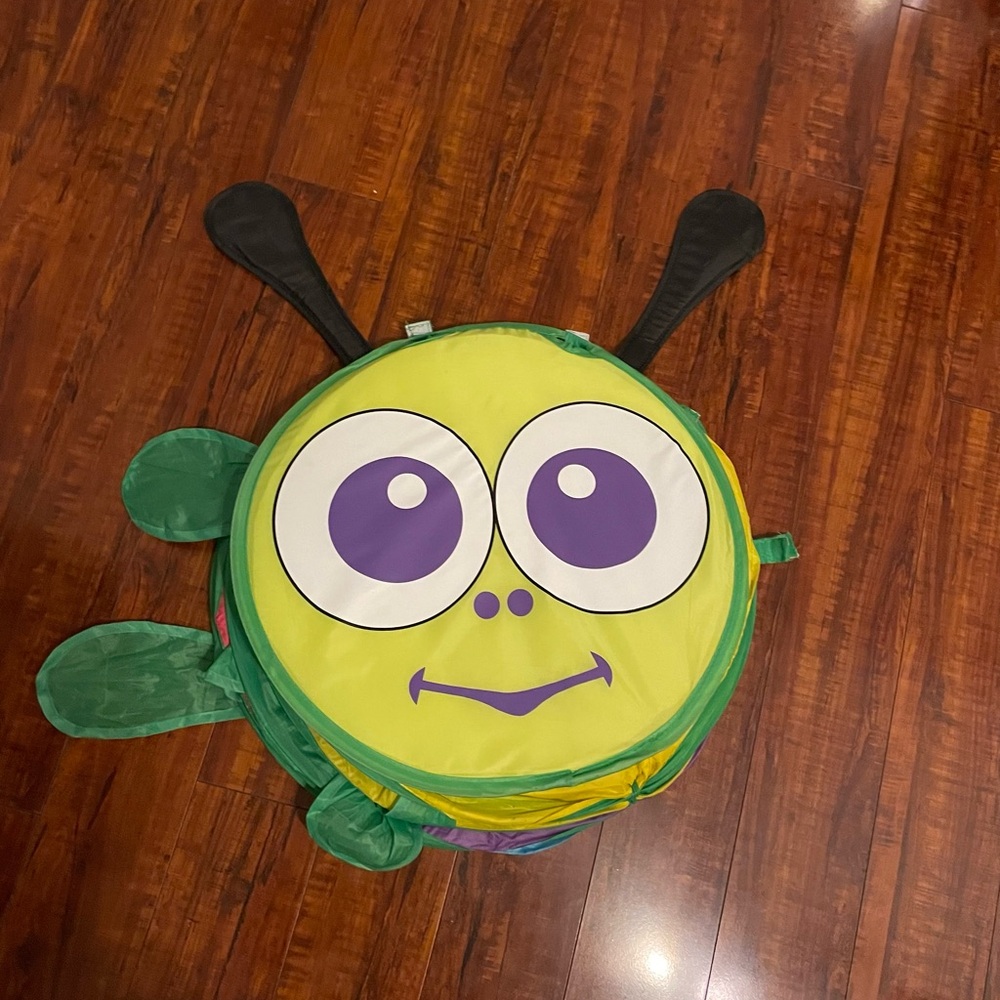 Kids Caterpillar pop up tunnel